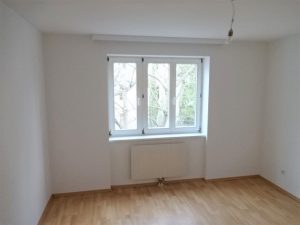 1180 Balkonwohnung Zimmer