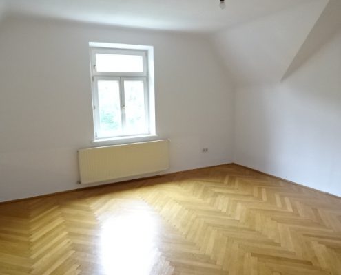 1130 Dachgeschosswohnung Jugendstilvilla