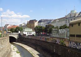Klassische Altbauwohnung in 1060 Wien