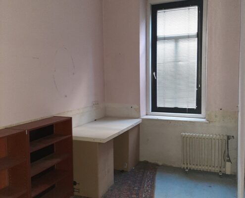 1160 Geschaeftslokalsanierung Zimmer Alt Fenster Alt - Bürosanierung