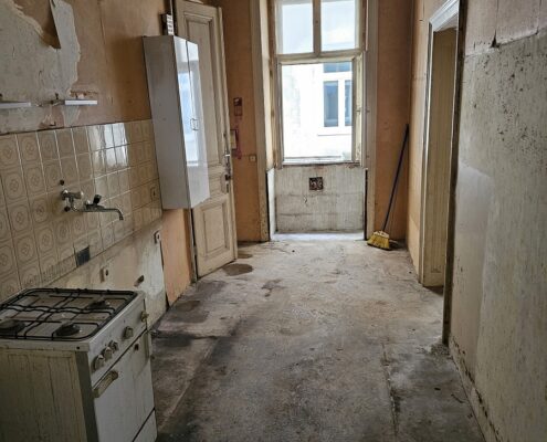 Altbausanierung 1060 Wien Küche vor Küchenrenovierung