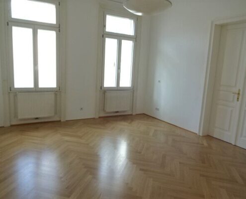Altbauwohnung Strohmayergasse - Altbauwohnung mit Balkon