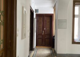 Wohnungszusammenlegung alte Wohnungseingangstüren