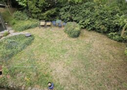 Haus mit großem Garten - große Wiesenfläche