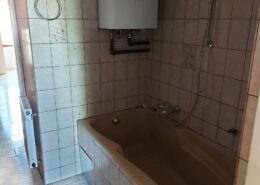 Wohnungssanierung Bad alt