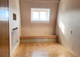 Altbausanierung mit Grundrissoptimierung Zimmer alt