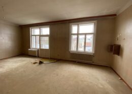 Großes Zimmer vor Altbausanierung